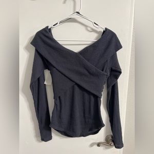 Free people off the shoulder top. Medium. Blue